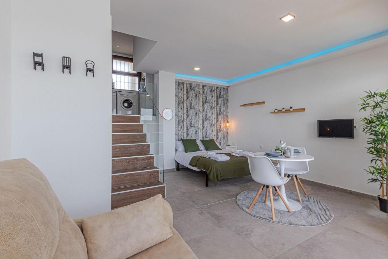 Beachfront With Spectacular Views And Swimming Pool Benalmádena Zewnętrze zdjęcie