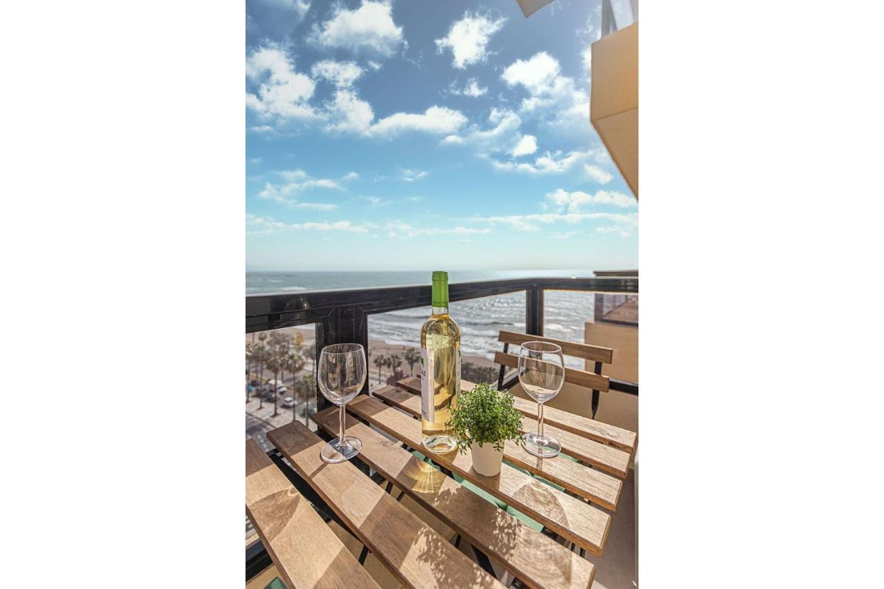 Beachfront With Spectacular Views And Swimming Pool Benalmádena Zewnętrze zdjęcie
