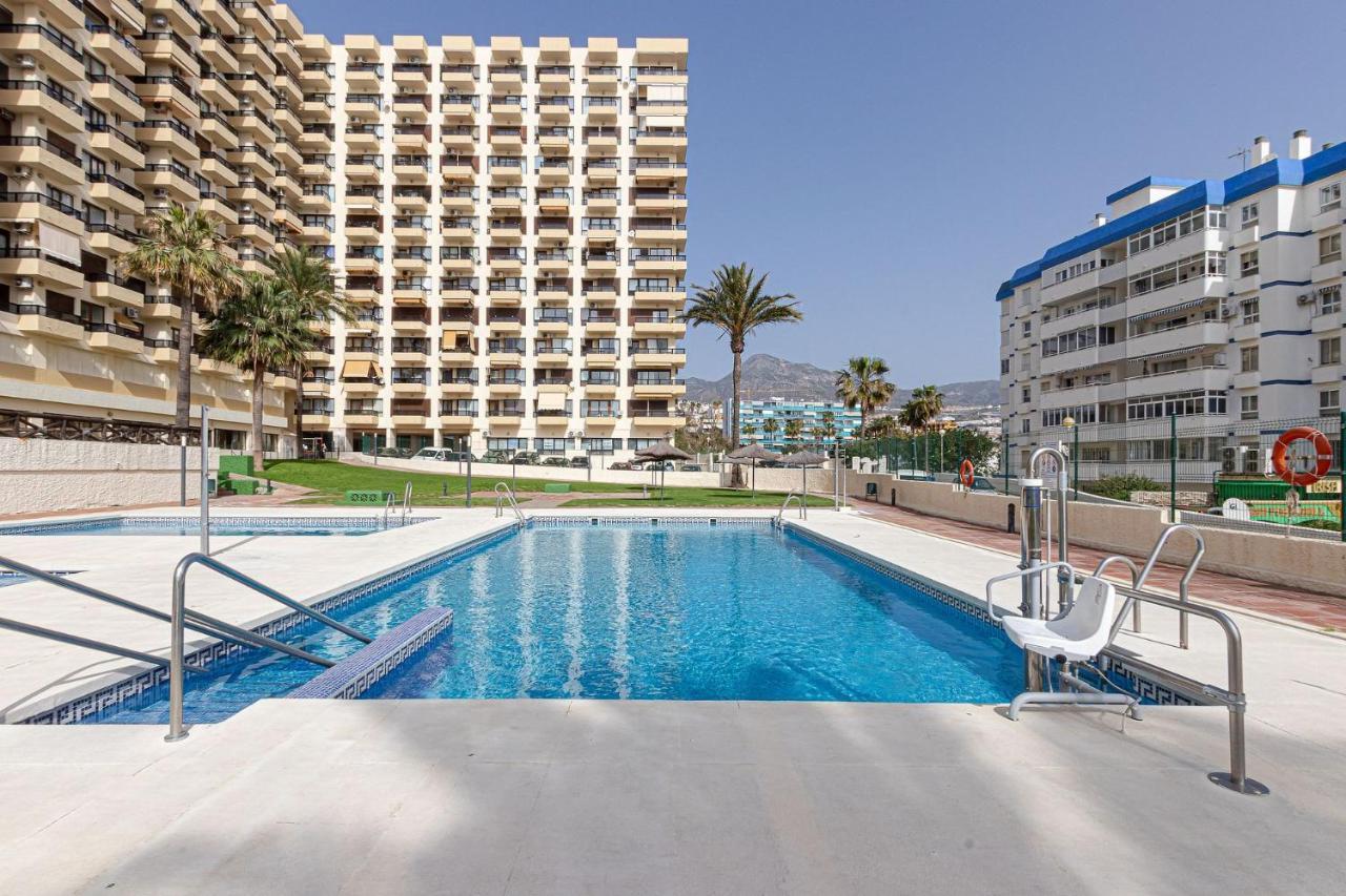 Beachfront With Spectacular Views And Swimming Pool Benalmádena Zewnętrze zdjęcie