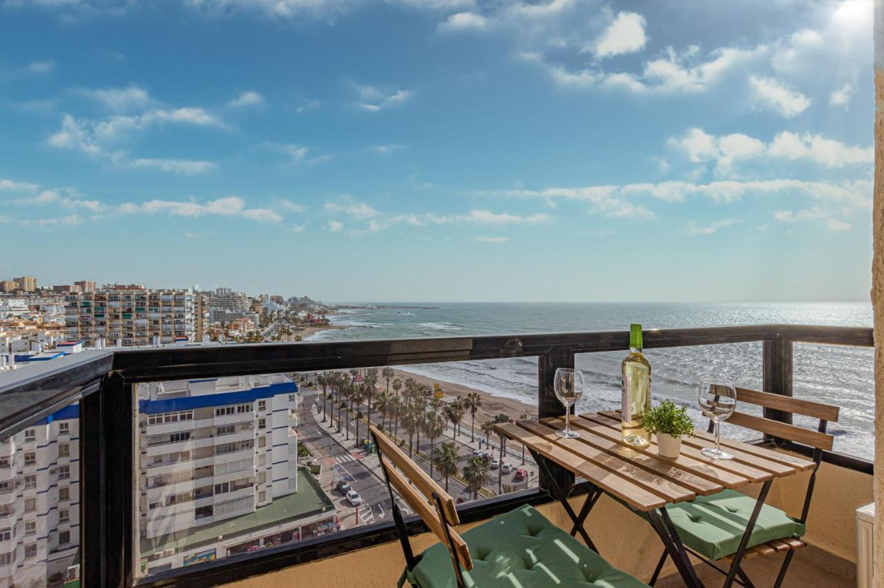 Beachfront With Spectacular Views And Swimming Pool Benalmádena Zewnętrze zdjęcie